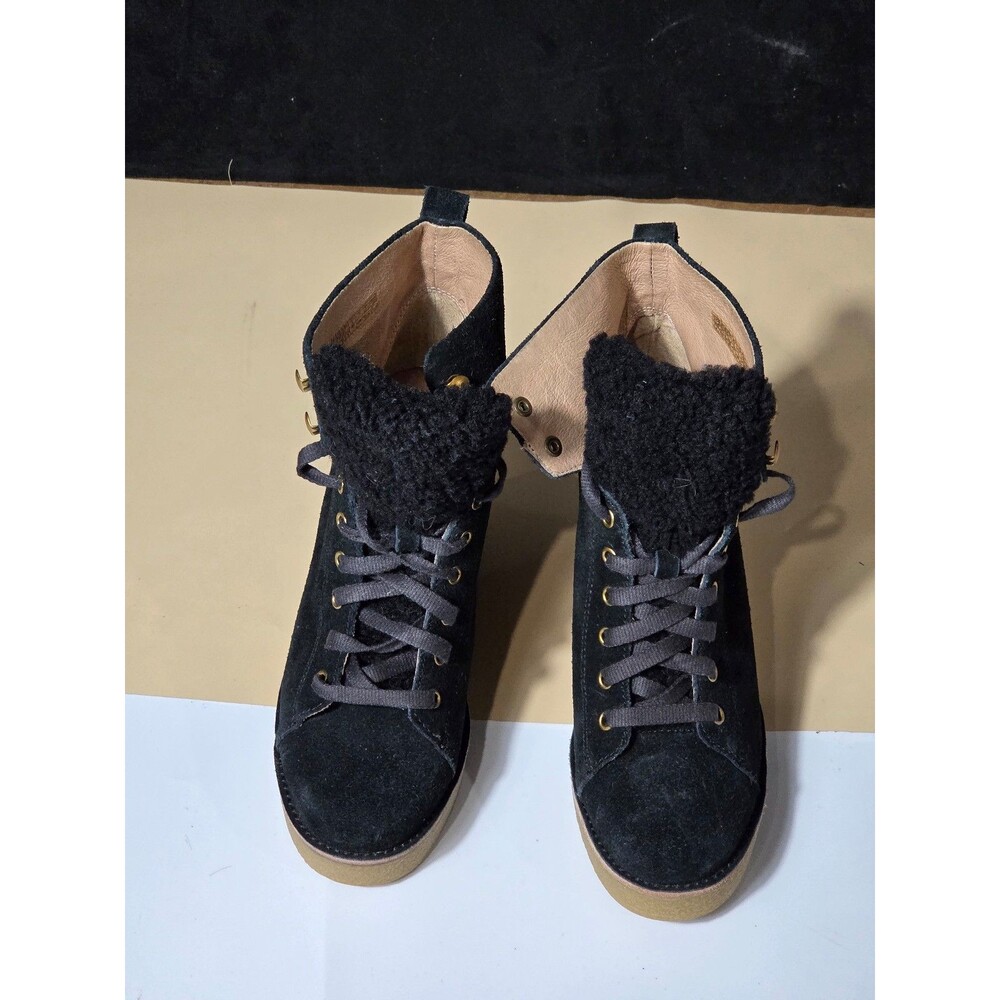 UGG Australia Wedge Ankle Boots Womens Size 8 Black Suede Lace Up Platform Boots